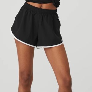 ALO Size Large Black Shorts - Worn 1x